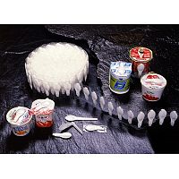 Plastic spoon packing machine